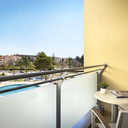 Valamar Parentino 4* 波雷奇