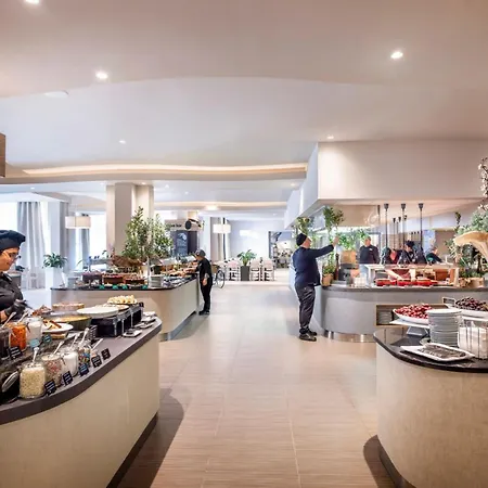 Hotel Valamar Parentino 4*