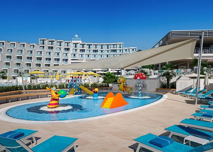 מלון Valamar Parentino 4*