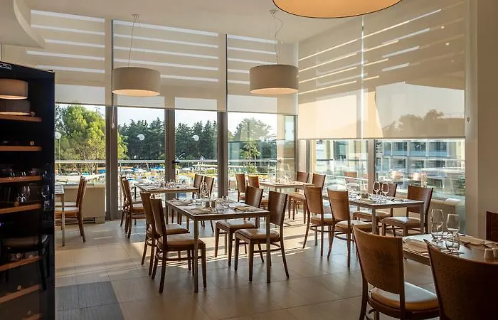 Valamar Parentino Готель Пореч