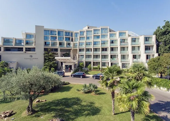 Готель Valamar Parentino