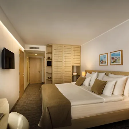 Valamar Parentino - Ex Zagreb 4*